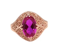 Bague en or, pierre rose