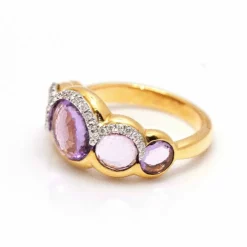 Bague en or rose avec améthyste