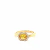 Bague en or rose avec saphir jaune et diamants