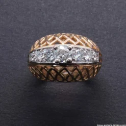 Bague en Or rose, diamants