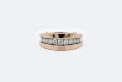 Bague en or rose et or blanc avec diamants