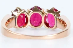 Bague en or rose, rubis