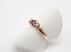 Bague en or rose rubis et demi perles