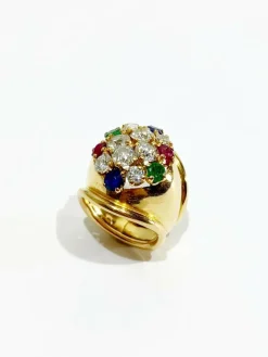 Bague en or, rubis, diamants, saphirs, émeraudes