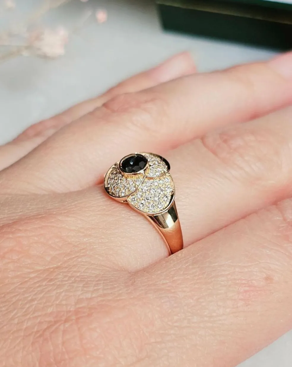 Bague en Or, Saphir et Diamants