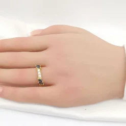 Bague en or saphirs et diamants