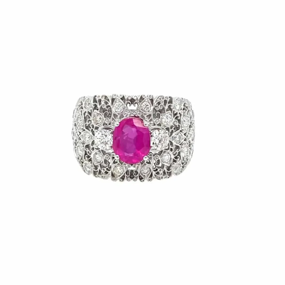 Bague en or vintage certifiée sans chaleur avec diamants et rubis de Birmanie gravés