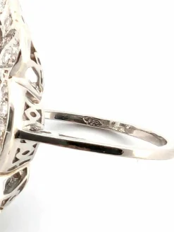 Bague en platine avec aigue-marine et diamants