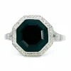 Bague en platine avec diamants et onyx