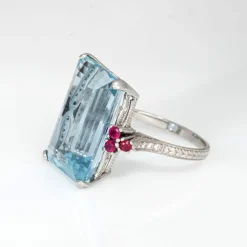 Bague en platine avec rubis aigue-marine 12 carats