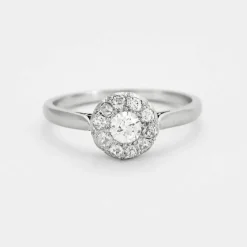 Bague en platine diamants