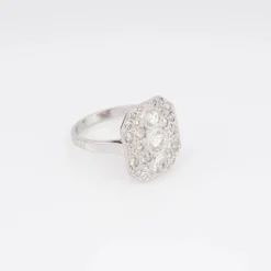 Bague en platine et diamants
