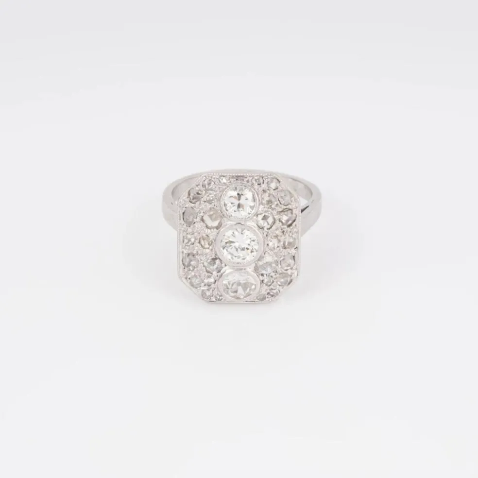 Bague en platine et diamants