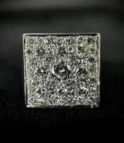 Bague en platine style chevalière