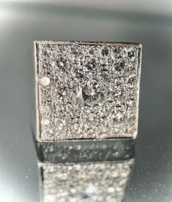 Bague en platine style chevalière
