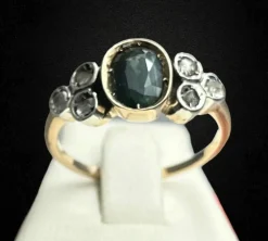 Bague en saphir et diamant, années 1930