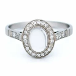 Bague entourage diamants pierre de lune platine