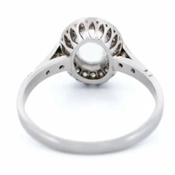 Bague entourage diamants pierre de lune platine