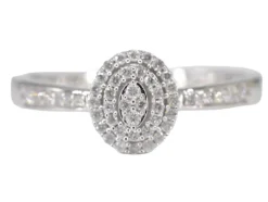 Bague entourage en or blanc avec diamants