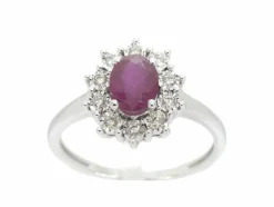 Bague entourage en or blanc avec rubis et diamants