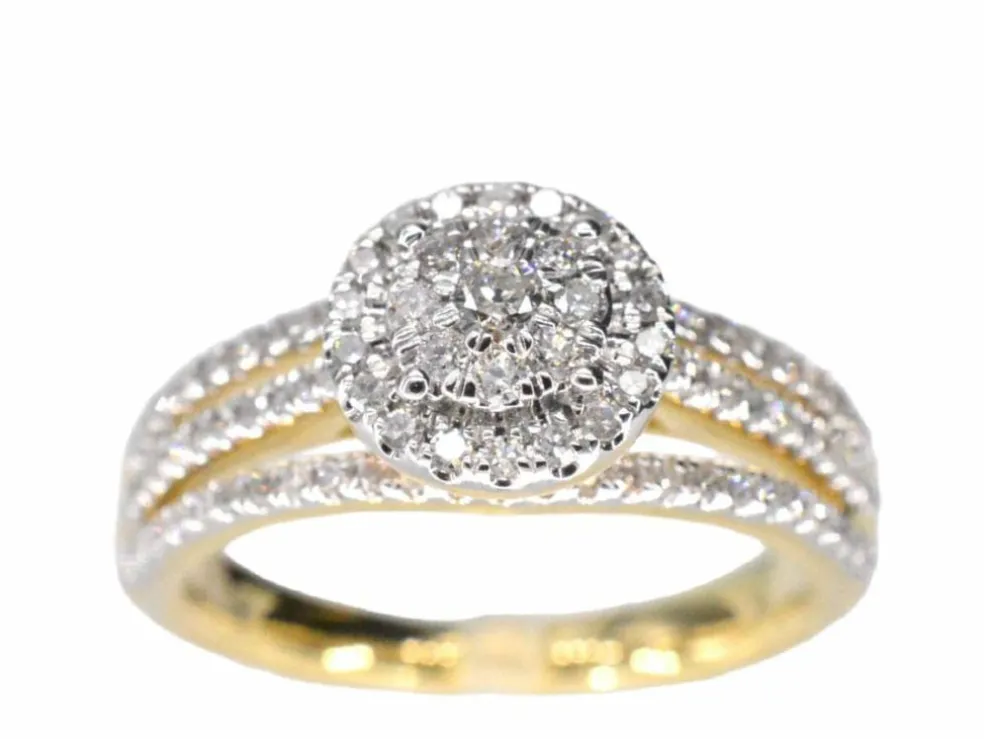 Bague entourage en or jaune avec diamants