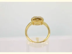 Bague entourage en or jaune avec diamants