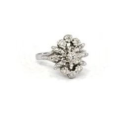 Bague Entourage Fleur Or Blanc 18k Diamants