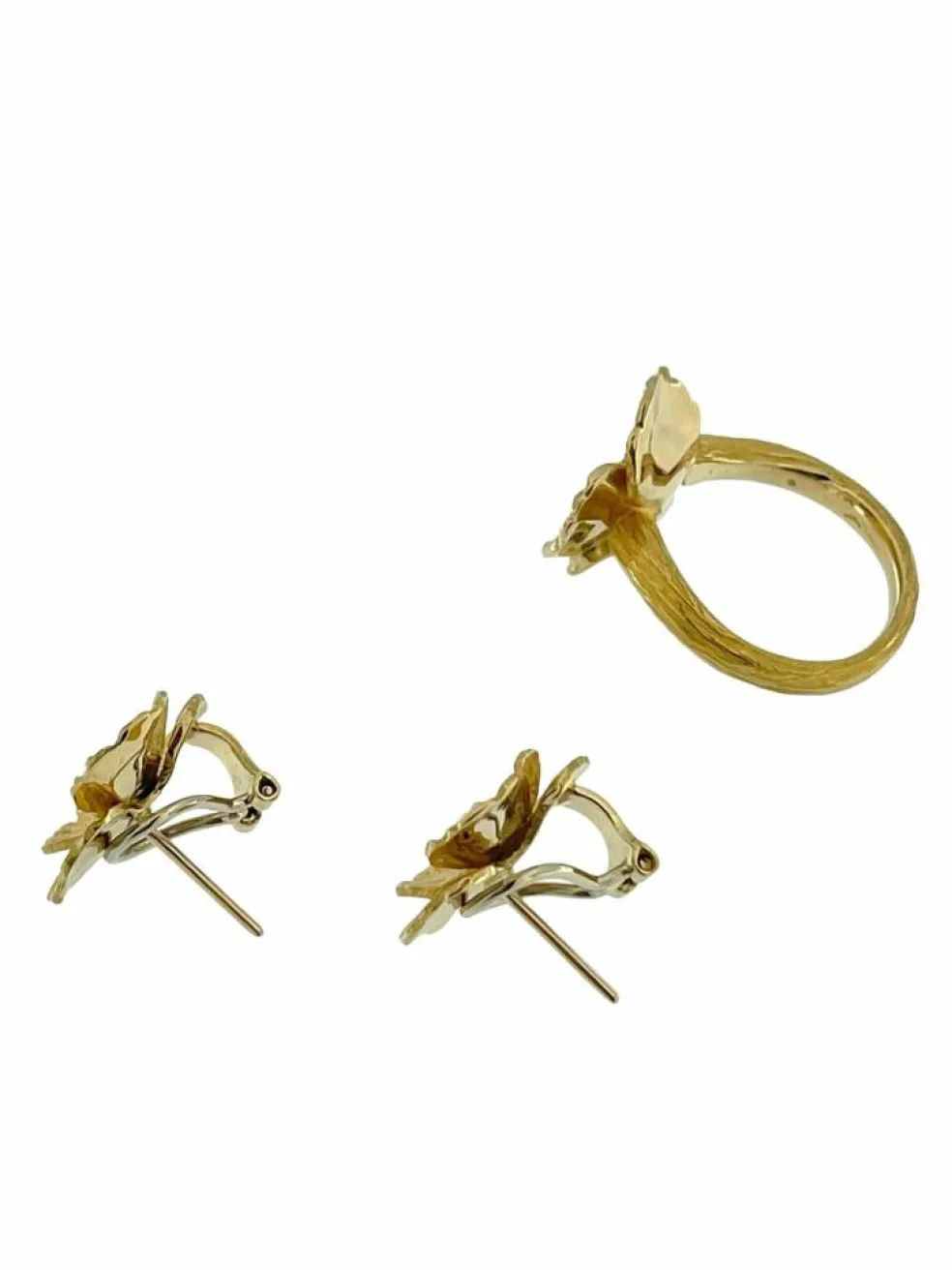 Bague et boucles d'oreilles fleur design en or jaune avec diamants