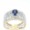 Bague exclusive en or sertie de diamants et d'un saphir