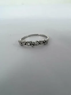 Bague fine demi alliance diamant