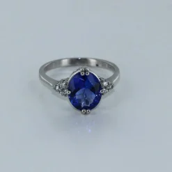 Bague fine Or blanc Tanzanite Diamants
