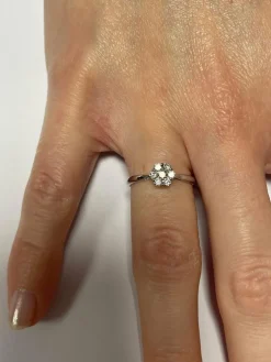 Bague Fleur 7 diamants