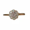 Bague fleur ancienne en or jaune, diamants
