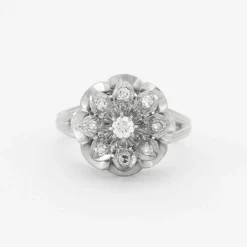 Bague fleur ciselée Diamants