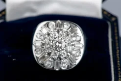 Bague fleur diamant 2 carats or blanc 18 carats