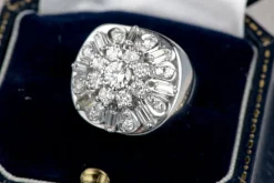 Bague fleur diamant 2 carats or blanc 18 carats