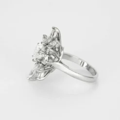 Bague fleur diamants