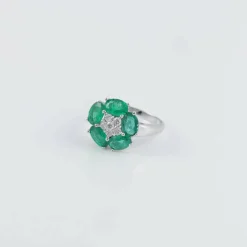 Bague Fleur Emeraudes Diamants