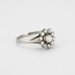 Bague Fleur en Or Gris, Diamants