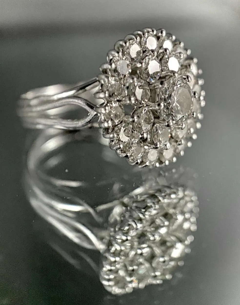 Bague fleur or blanc diamants
