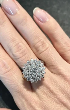 Bague fleur or blanc et diamants