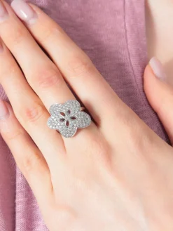 Bague Fleur Or Blanc Pavage Diamants