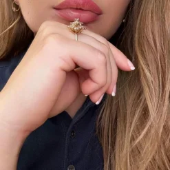 Bague fleur or jaune et diamants