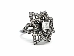 Bague Fleur Or noir Diamant
