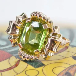 Bague fleur péridot or rose