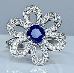 Bague fleur saphir diamants