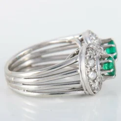 Bague forme 8 Emeraudes Diamants