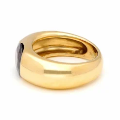 Bague gitane en or jaune et grenat