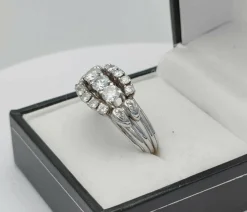 Bague imposante vintage Carl Bucherer or gris et diamant
