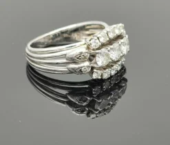Bague imposante vintage Carl Bucherer or gris et diamant
